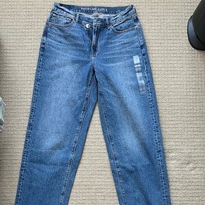 American Eagle Outfitters Women's Classic Blue Straight Leg Jeans